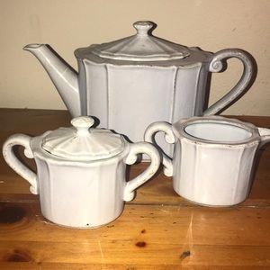 Tea pot , creamer, sugar